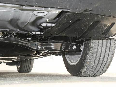 2026�� ���L 300TSI �趯��