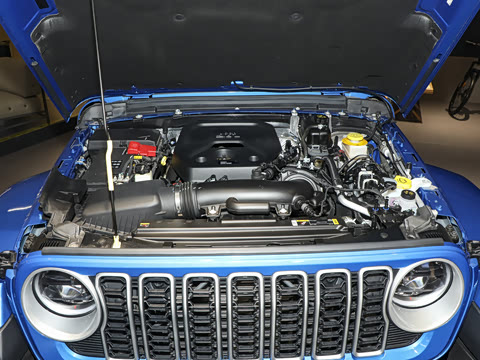 2025�� 2.0T ٪�޼�����̽����