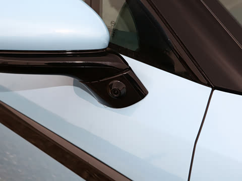 2025�� EV 701KM�����״�������