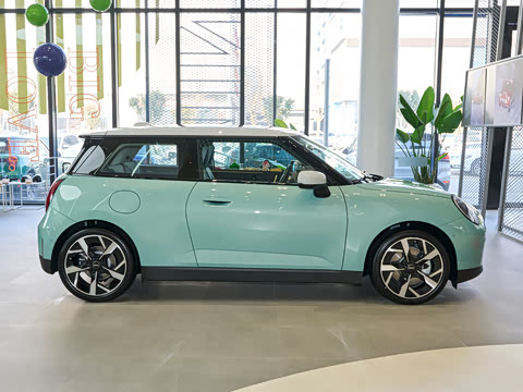 2026�� 463km COOPER SE ������