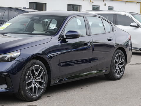 2026�� 530i ������ M�˶���װ