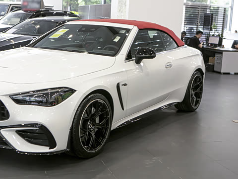 2026�� �Ŀ� AMG CLE 53 4MATIC+ ������ܳ�