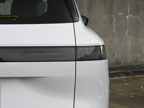 2026�� ���� 580  Max