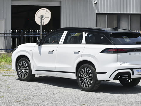 2027�� 2.0T ˫�������������