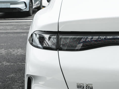 2026�� 560MAX