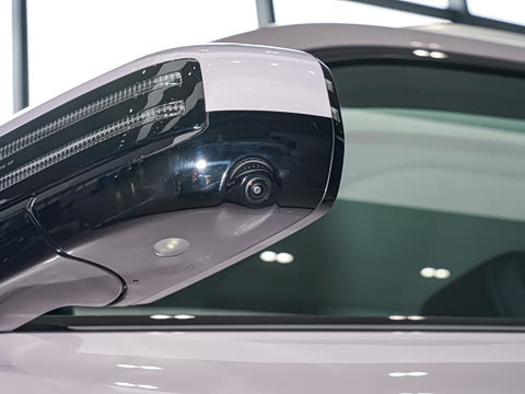 2025�� 501KM ����Ultra��