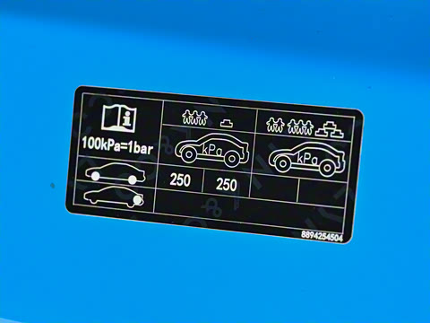 2023�� 03+ TCR Cyan ǰ����