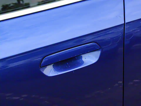 2024�� sDrive20Li X�����װ