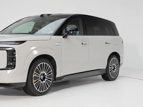 2025�� �콢��