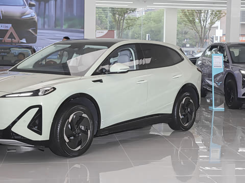 2025�� 700 ��ѡ��