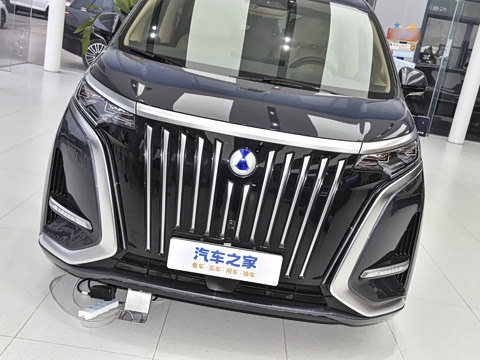 2025�� EV �Ǽݰ� 600 ���������