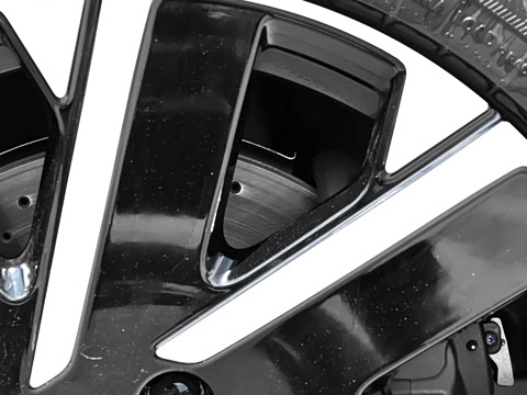 2026�� 102kWh �����е�������