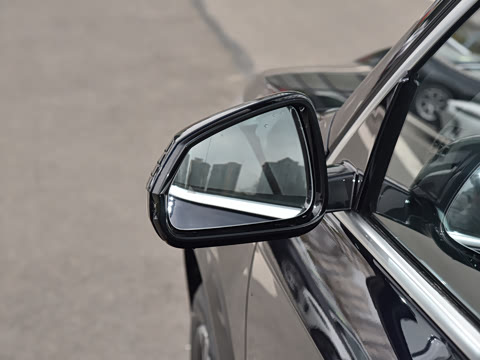 2026�� sDrive25Li M�˶���װ