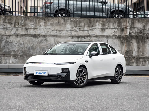 2027�� 670������