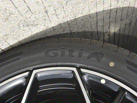 2026�� ������������� 730������