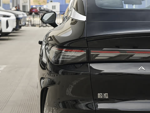 2026�� 630 Ԫ�����а� 185kW