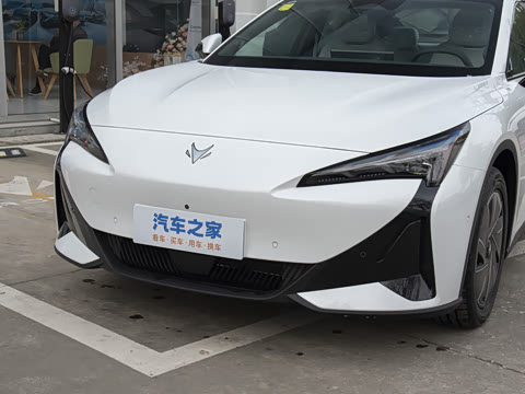 2025�� �Ŀ� 560PRO 185kW