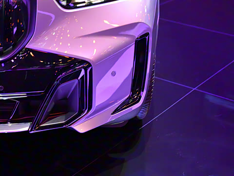 2025�� xDrive 40Li ������M�˶���ҹ��װ