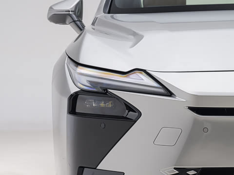 2026�� 300h ������