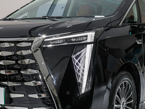 2026�� PHEV L ���� Ultra