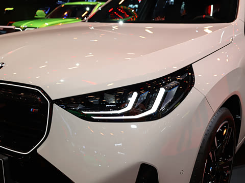 2025�� M50 xDrive