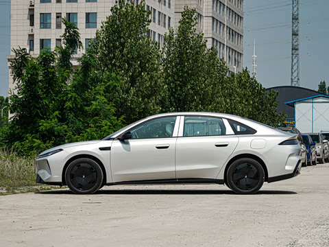 2026�� 535 PLUS�����