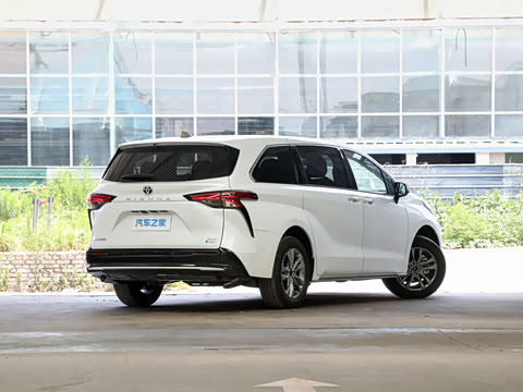 2027�� 2.5L ˫������������