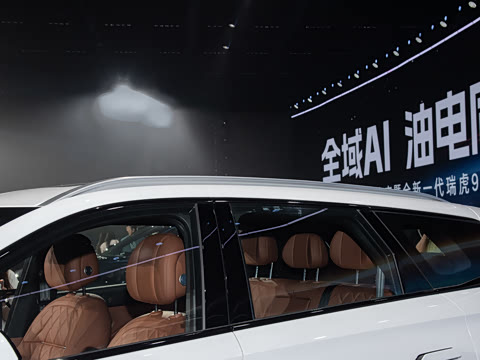 2027�� 2.0T ˫�������������