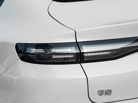2027�� 670������