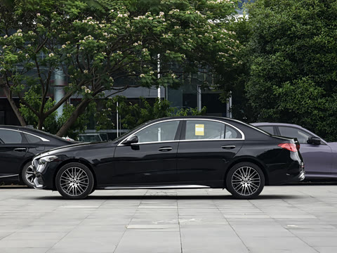 2026�� C 260 L �˶��ر��