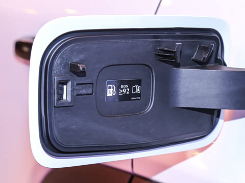 2026�� 2.0T ��Ļ���װ�