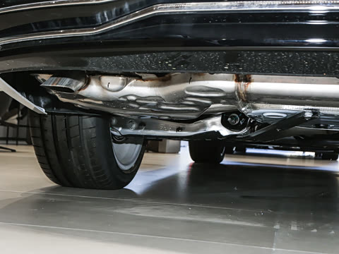 2025�� 45 TFSI quattro ������