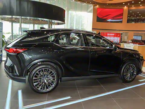 2026�� 350h ����������