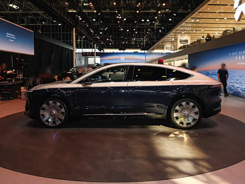 2025�� 102kWh ��ƽ���ر��