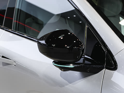 2026�� ���� 1704 Max �콢��