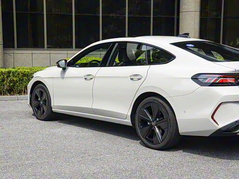 2026�� ���L GTS 380TSI ����������