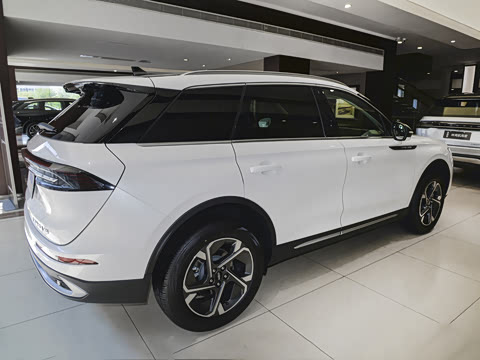 2026�� 2.0T ����������