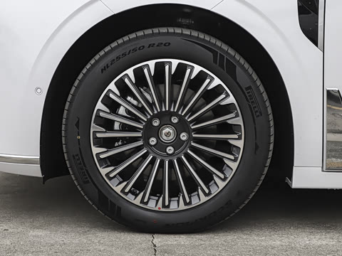 2026�� �����9 PHEV Ultra