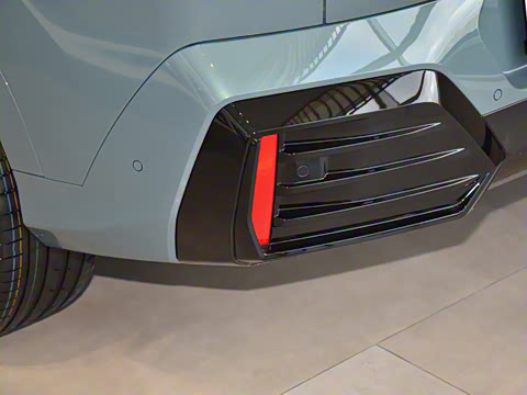 2025�� sDrive25i M�˶���װ