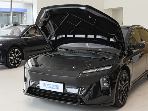 2026�� �ھ������ 100kWh Touring