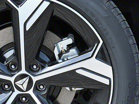 2026�� 230Ultra ��ΪǬ��ADS SE��