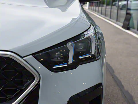 2025�� sDrive25i M�˶���װ