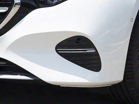 2025�� �Ŀ� E 260 L