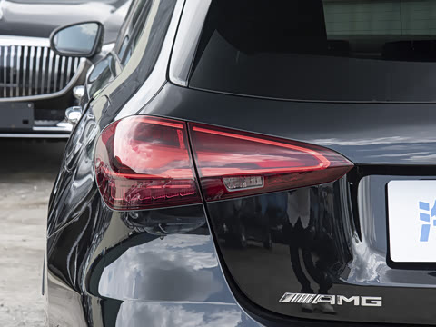 2026�� �Ŀ� AMG A 35 4MATIC