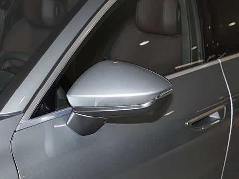 2026�� 2.0T �߹���