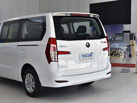 2025�� 2.0L �ֶ�������CNG 7��