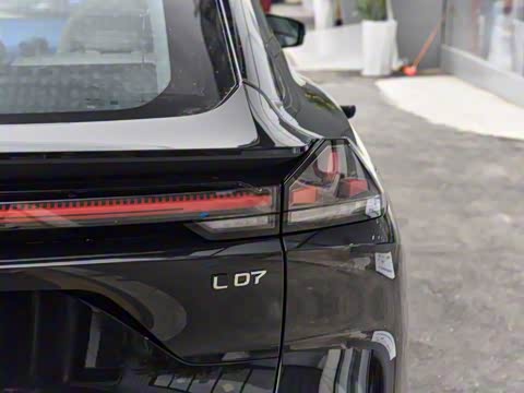 2026�� 660Max��ΪǬ��ADS SE��