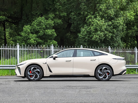 2027�� ���� 255 Ultra���������״��