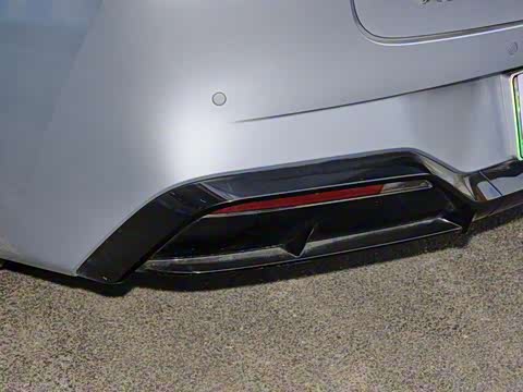 2025�� 710 Max��