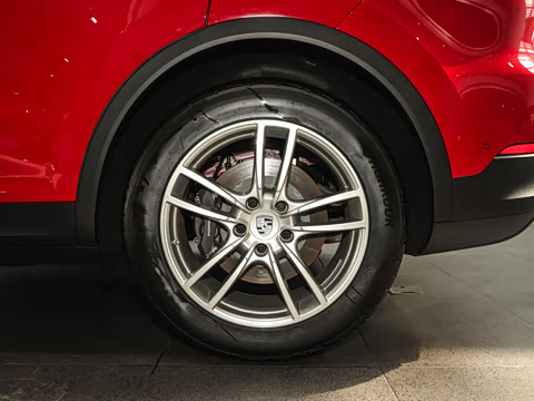 2025�� Cayenne 3.0T ���ΰ�